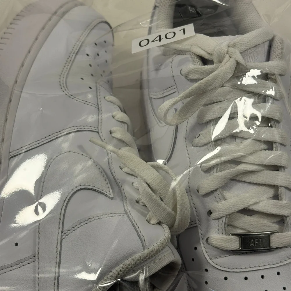 Nike Air Force 1‎ Low Men's White Leather Sneakers Size 11